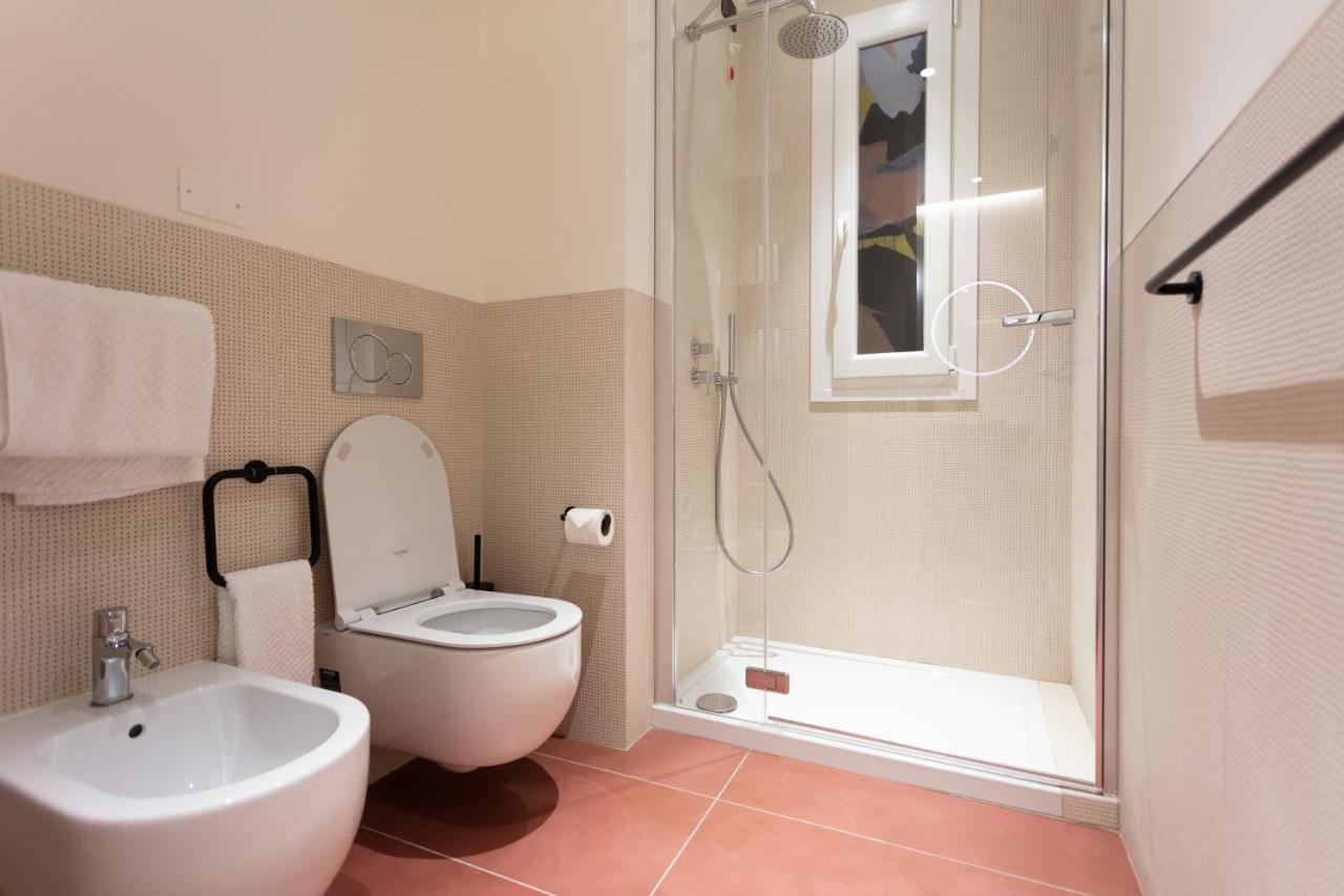 Sant'Ambrogio Apartments, Reception H24 밀라노 외부 사진
